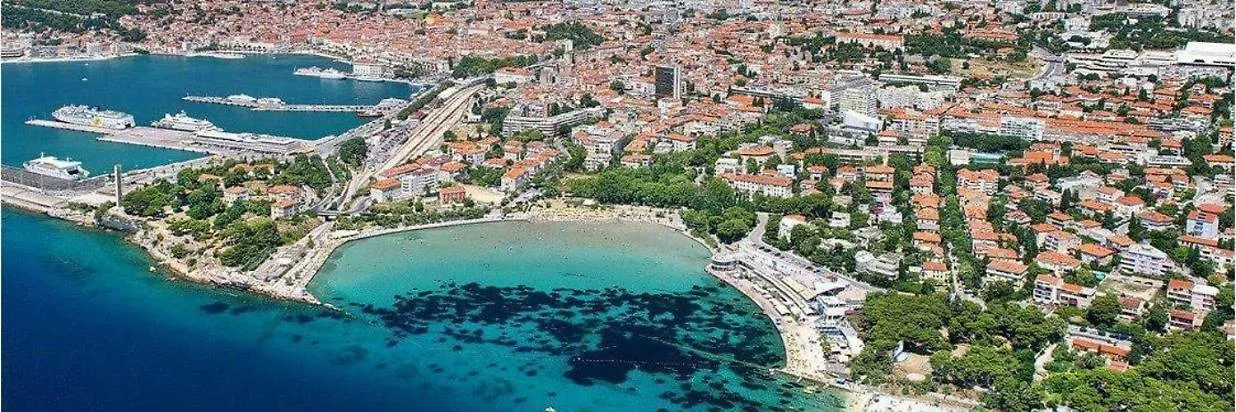 Apartment Hello Love Split